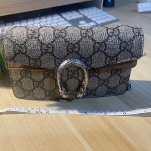 Gucci GG Supreme Canvas Mini Crossbody Bag